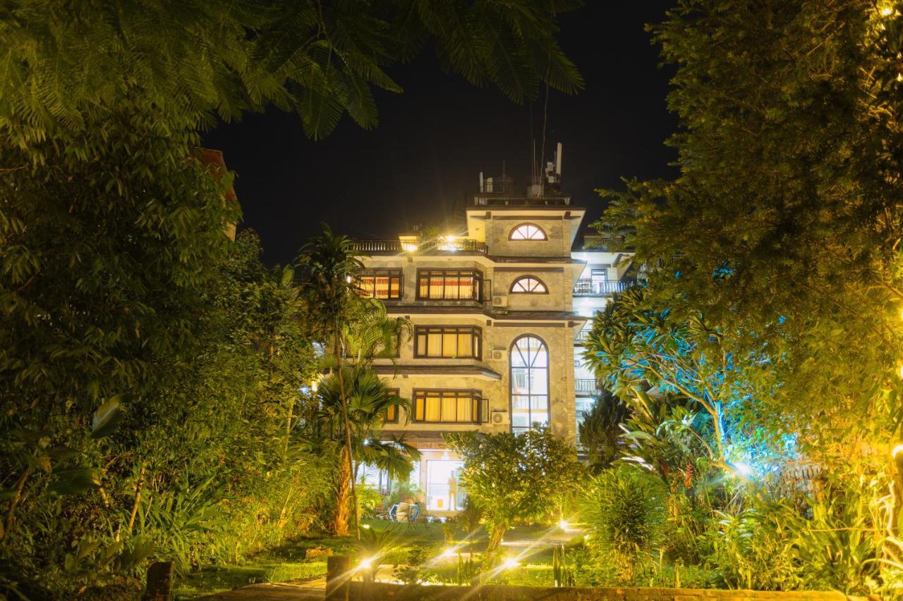 Hotel Tulsi Покхара Екстер'єр фото